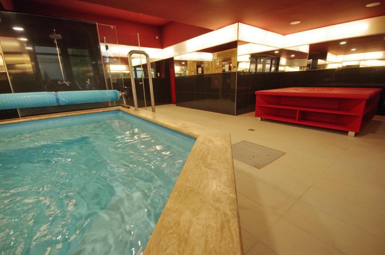 Hotel Corvin Gyula Ngoại thất bức ảnh